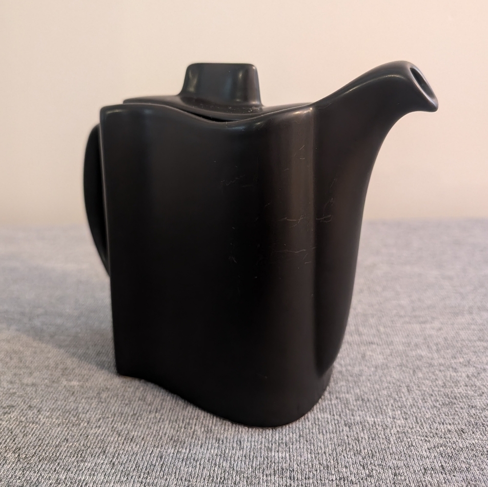 Funky/Modern Minimalist Black Key Ceramic Tea Pot